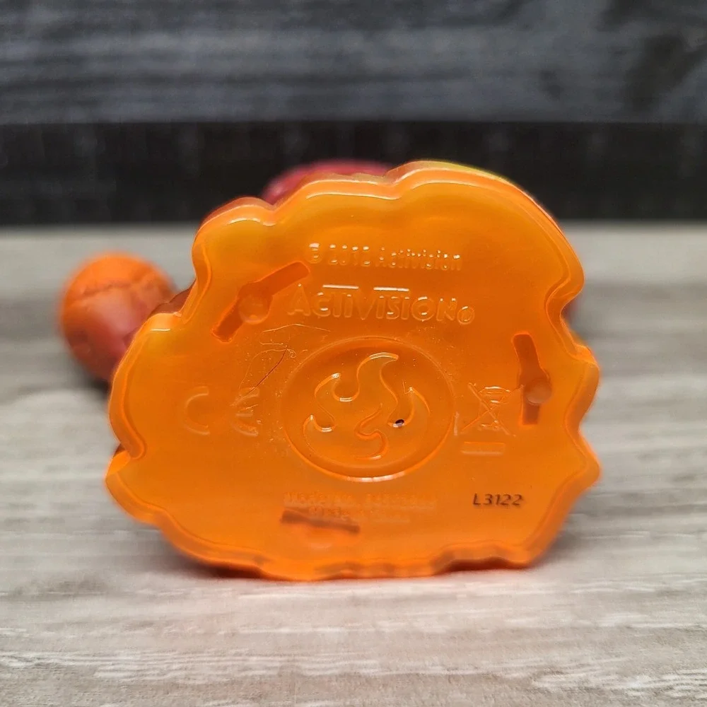 2012 Skylander Giants Figure Activision: Eruptor